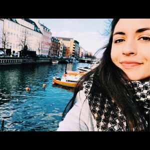 Meet your Posher, Johanna